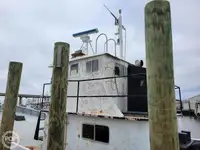 Kapal suplai untuk dijual