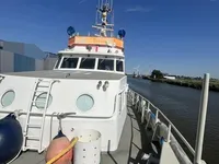 Kapal patroli untuk dijual