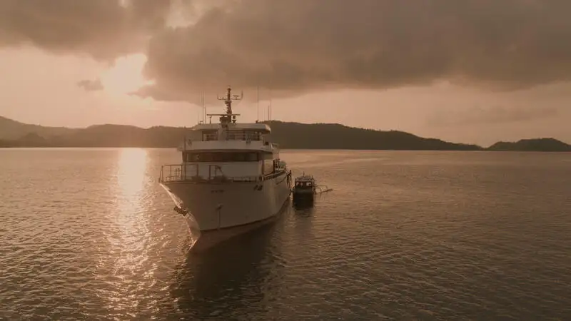 Kapal survei untuk dijual