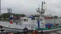 Kapal penarik dijual