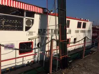 Kapal kontainer untuk dijual