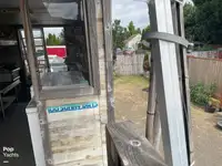 Katamaran untuk dijual