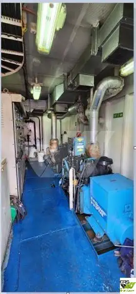 Kapal pendarat, tank untuk dijual