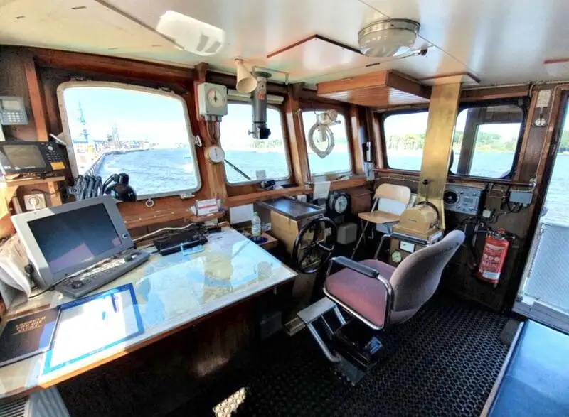Kapal tunda untuk dijual