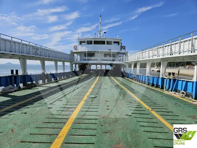 Kapal pendarat, tank untuk dijual