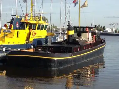 Kapal tunda untuk dijual