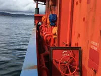 Kapal penelitian untuk dijual
