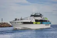 Kapal penumpang dijual