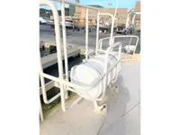 Yacht untuk dijual