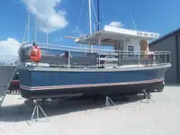 Kapal penumpang untuk dijual