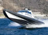 Perahu karet kaku untuk dijual