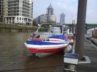 Kapal pesiar untuk dijual