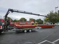 Kapal penyelamat untuk dijual