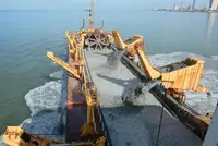 Kapal keruk untuk dijual