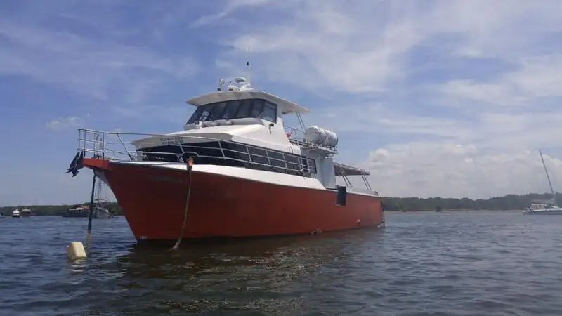 Kapal kru untuk dijual