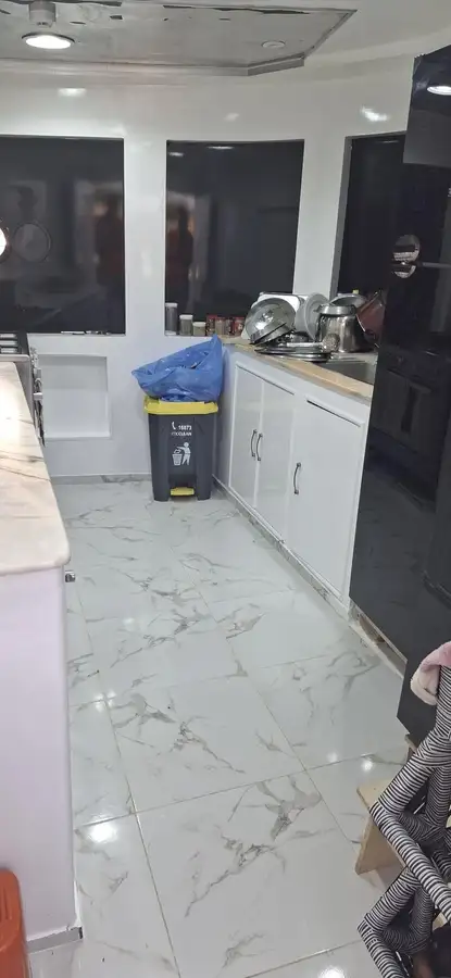 Kapal pesiar untuk dijual