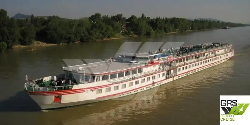 Kapal pesiar untuk dijual