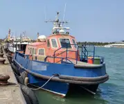 Kapal kru untuk dijual