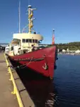 Kapal penelitian untuk dijual