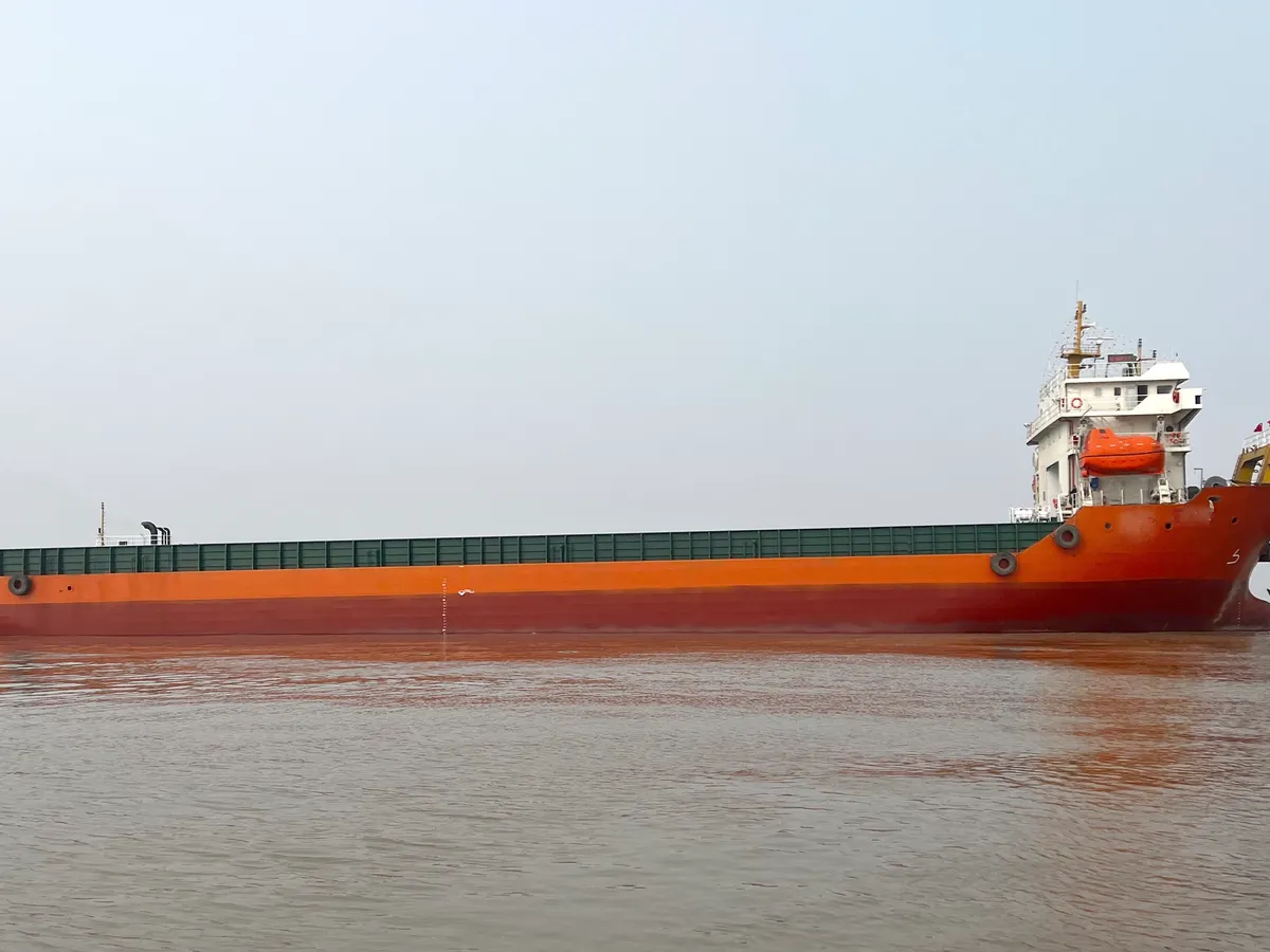 Kapal pendarat, tank untuk dijual
