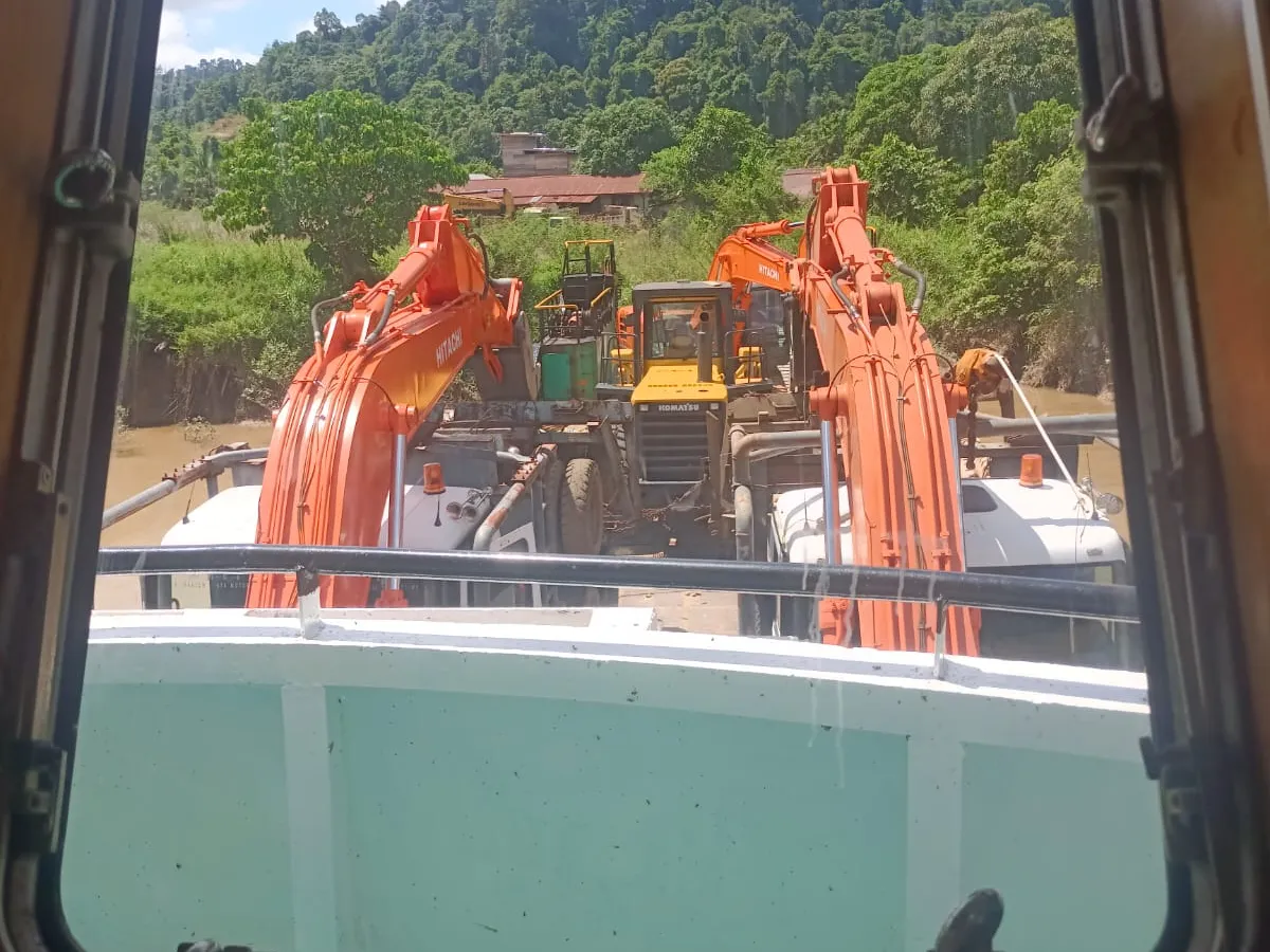 Kapal pendarat, tank untuk dijual