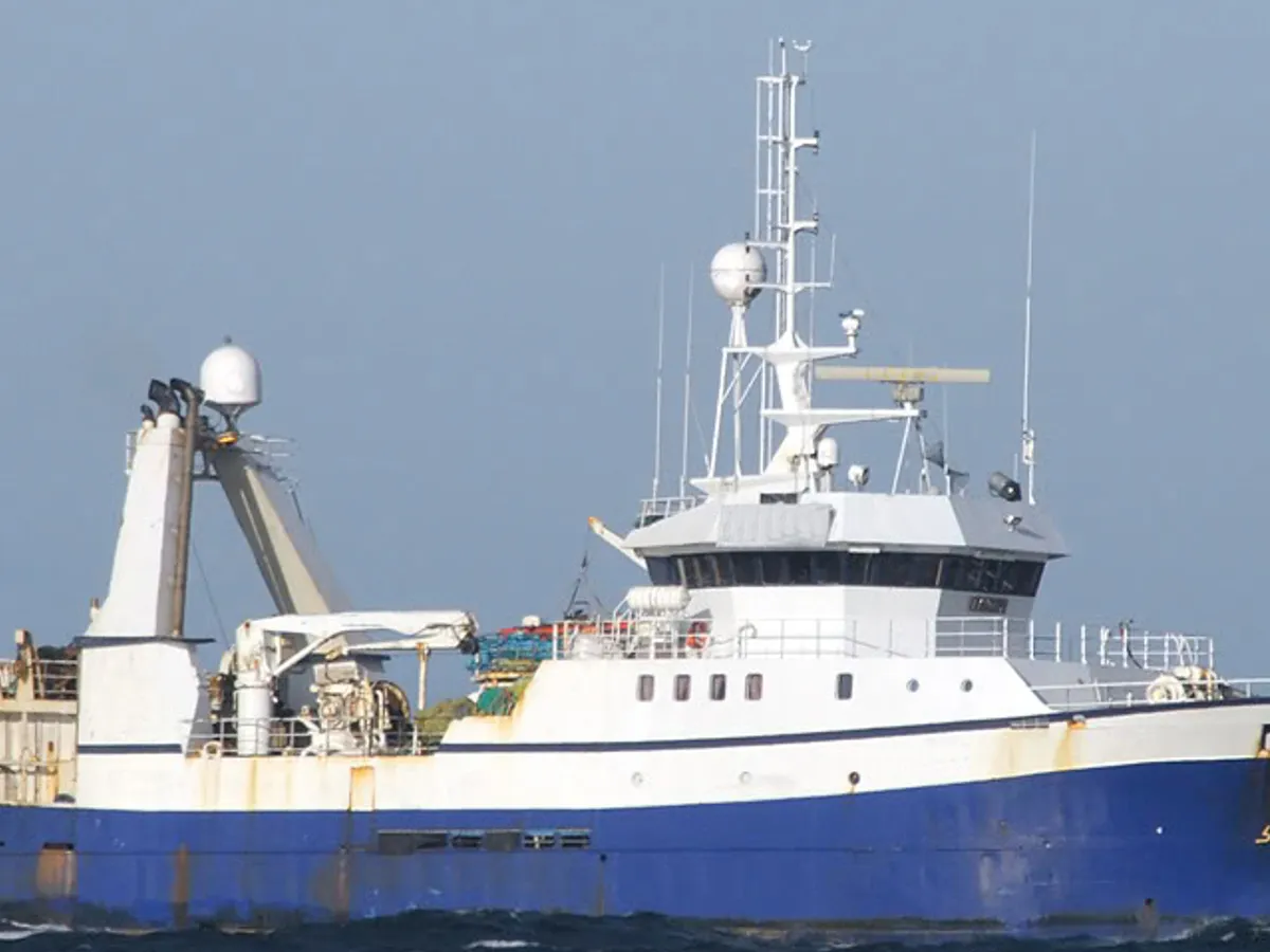 Kapal pukat untuk dijual