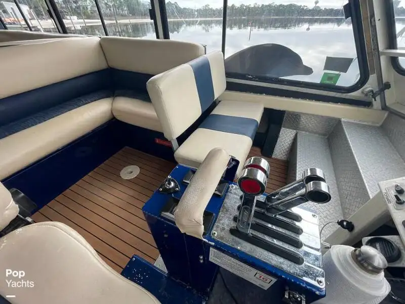 Kapal pesiar untuk dijual