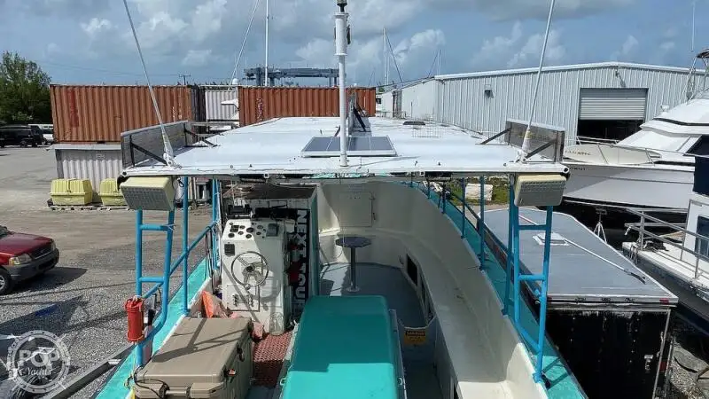 Kapal pesiar untuk dijual