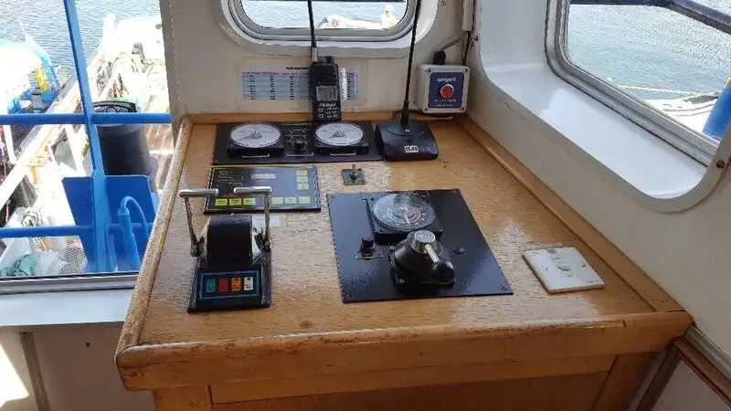 Kapal tunda untuk dijual