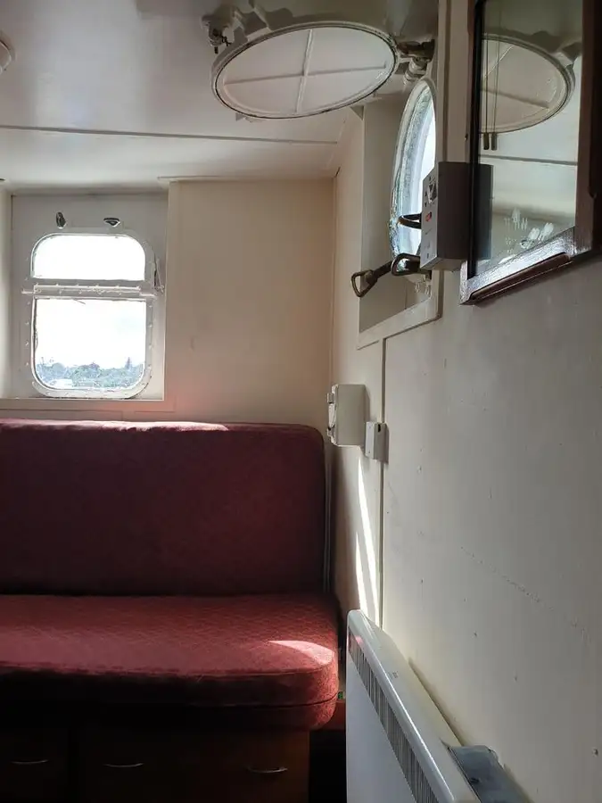 Kapal Kerja untuk dijual
