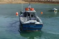 Kapal penumpang untuk dijual