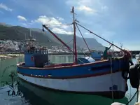 Kapal pengolah ikan dijual
