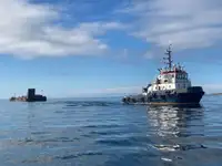 Kapal penarik dijual