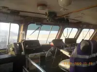 Kapal kru untuk dijual