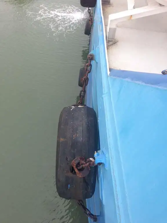 Kapal tunda untuk dijual
