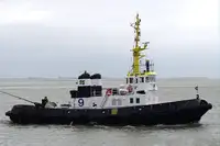 Kapal penarik dijual