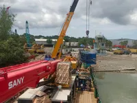 Kapal pendarat, tank untuk dijual
