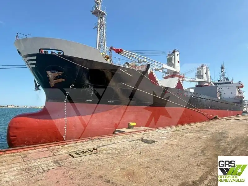 Kapal pengangkut barang curah untuk dijual