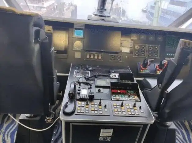 Kapal pesiar untuk dijual