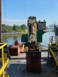 Kapal keruk untuk dijual