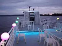 Kapal feri untuk dijual