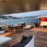 Kapal pesiar dijual