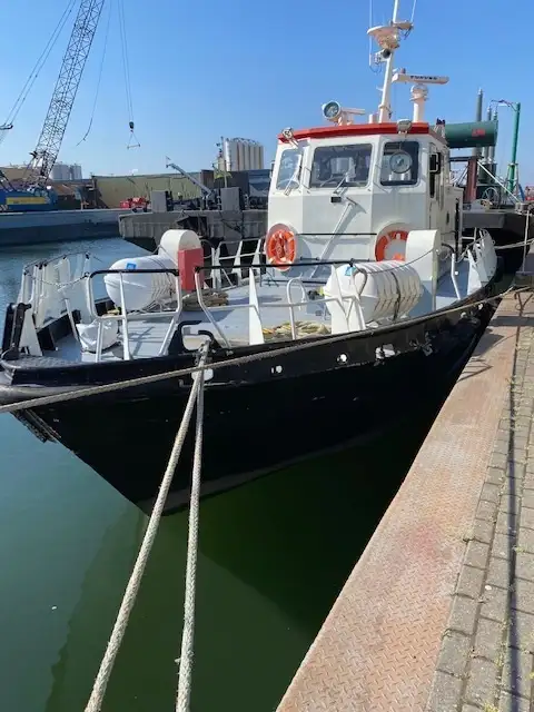 Kapal keruk untuk dijual