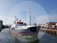 Kapal penangkap ikan untuk dijual