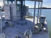 Kapal pendarat, tank untuk dijual