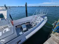 Kapal pesiar-feri untuk dijual