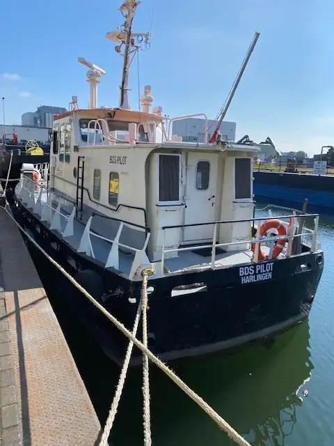 Kapal keruk untuk dijual