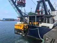 Kapal penelitian untuk dijual