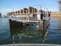 Kapal kontainer untuk dijual