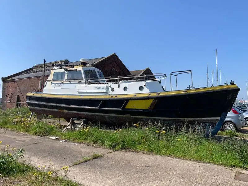 Kapal pandu untuk dijual